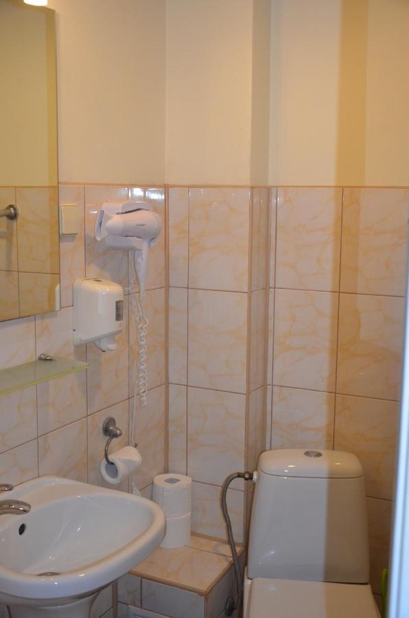 Latgale Hotel Rezekne Bagian luar foto