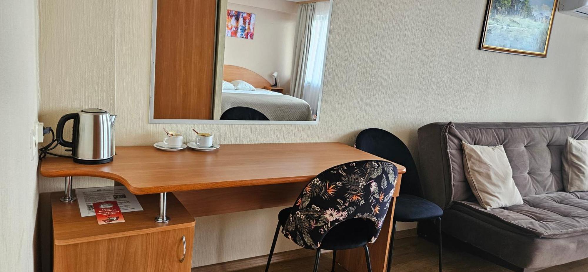 Latgale Hotel Rezekne Bagian luar foto