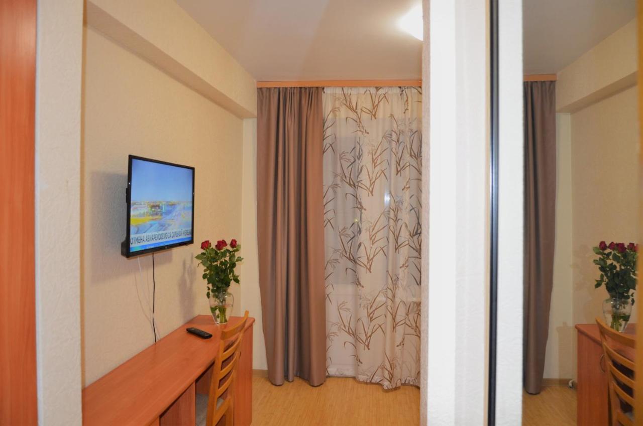 Latgale Hotel Rezekne Bagian luar foto