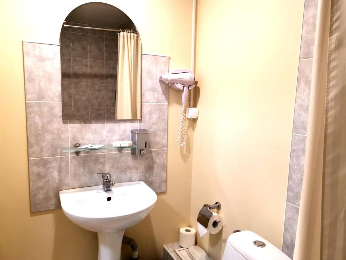 Latgale Hotel Rezekne Bagian luar foto